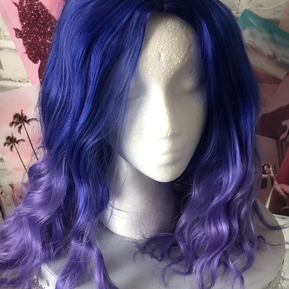 Blue to Purple Ombré Shoulder Length Wavy Wig without Bangs - New, never worn - Picture 2 of 9
